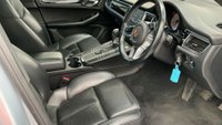 USED 2017 67 PORSCHE MACAN 3.0 TD V6 S SUV 5dr Diesel PDK 4WD Euro 6 (s/s) (258 ps) PAN ROOF HEATED STEERING WHEEL