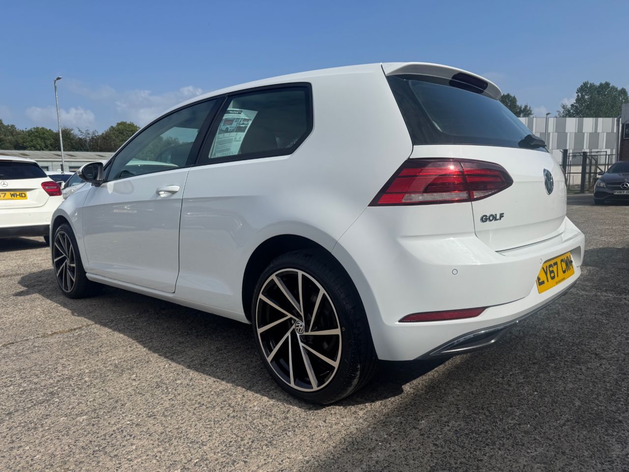 2018 VOLKSWAGEN GOLF 1.6 TDI BlueMotion Tech SE Hatchback 3dr Diesel Manual Euro 6 (s/s) (115 ps - vehicle photo 14 for sale on PureCar
