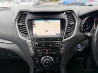 USED 2016 16 HYUNDAI SANTA FE 2.2 CRDi Blue Drive Premium SE SUV 5dr Diesel Auto 4WD Euro 6 (s/s) (7 Seat) (200 ps) *** 7 SEATS - PAN ROOF - ELECTRIC HEATED LEATHER SEATS***
