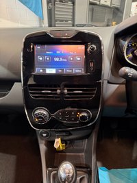 USED 2014 64 RENAULT CLIO 0.9 TCe Dynamique S MediaNav Hatchback 5dr Petrol Manual Euro 5 (s/s) (90 ps) Finance+3F/Kpr+ULEZ&pound;20RFL+67MPG+Grp10+FSH+12MthMOT