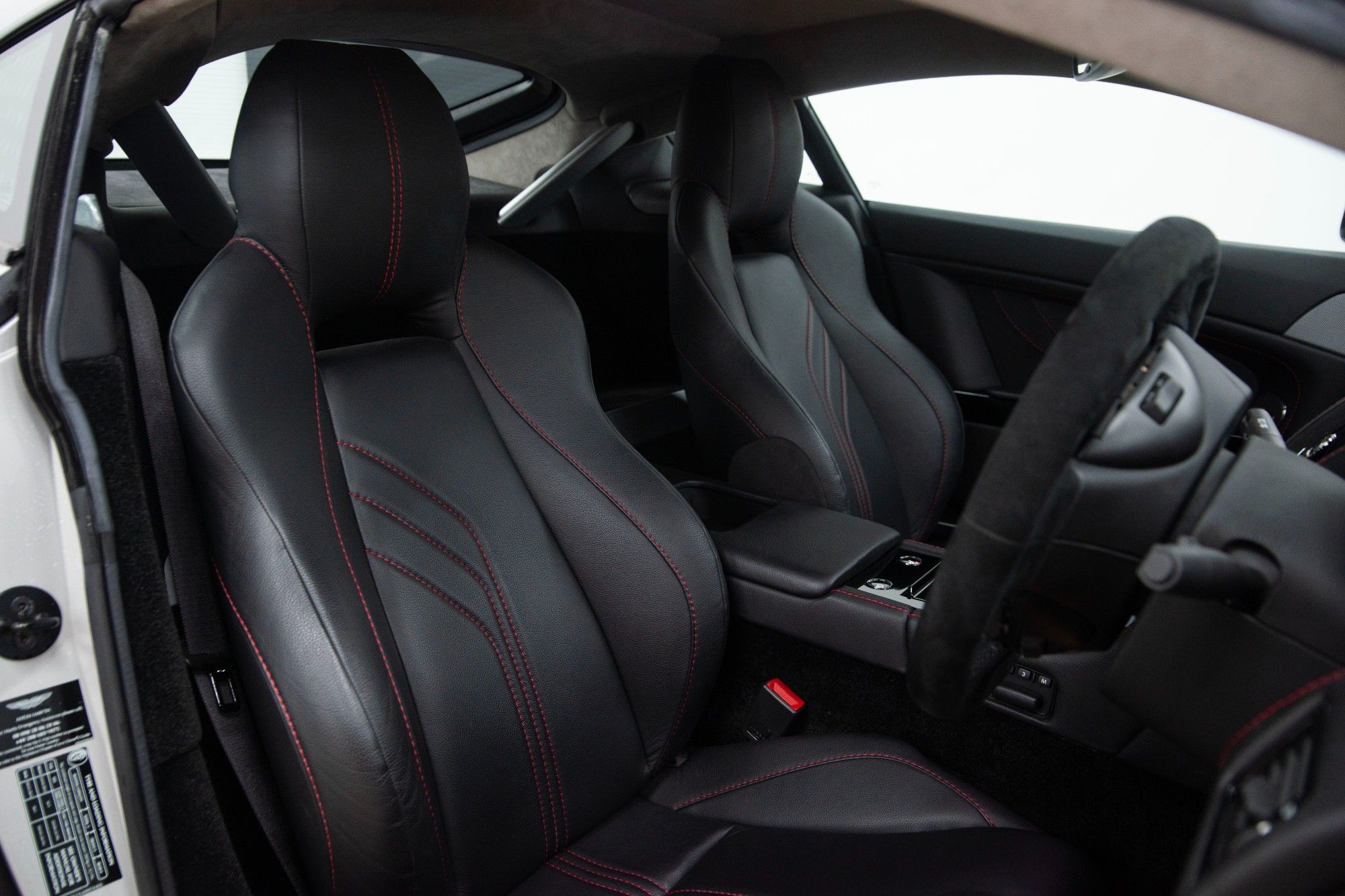 USED 2017 ASTON MARTIN VANTAGE 4.7 V8 S Coupe 2dr Petrol Manual  