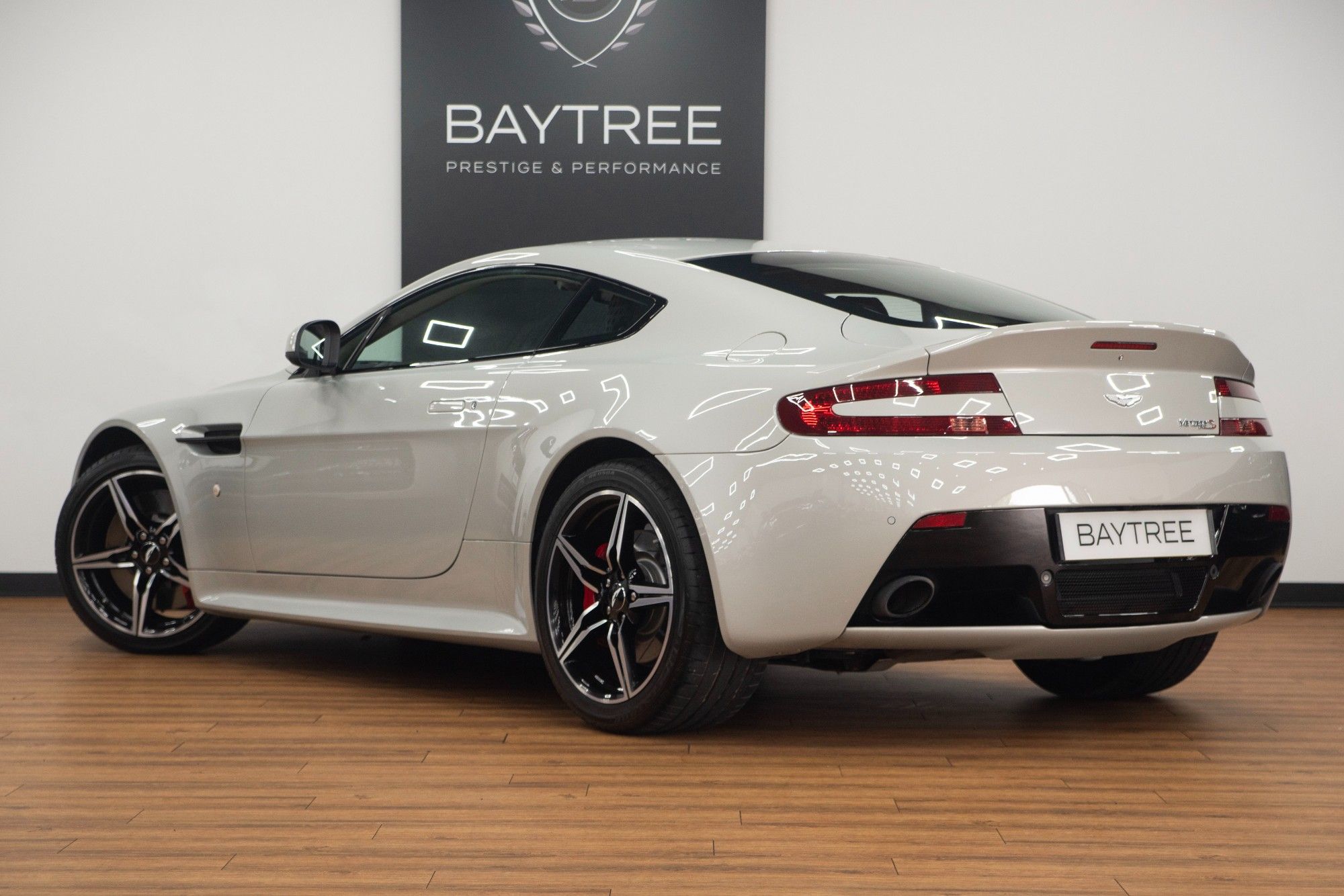 USED 2017 ASTON MARTIN VANTAGE 4.7 V8 S Coupe 2dr Petrol Manual  