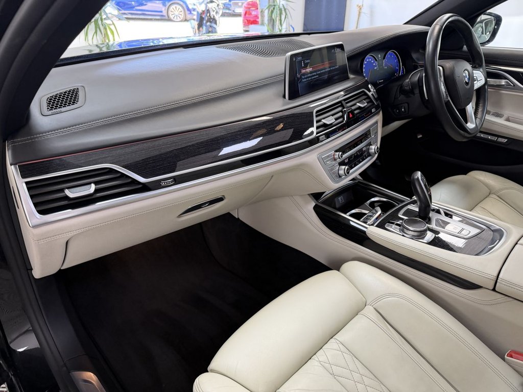 USED 2016 16 BMW 7 SERIES 3.0 730d M Sport Saloon 4dr Diesel Auto xDrive Euro 6 (s/s) (265 ps) 