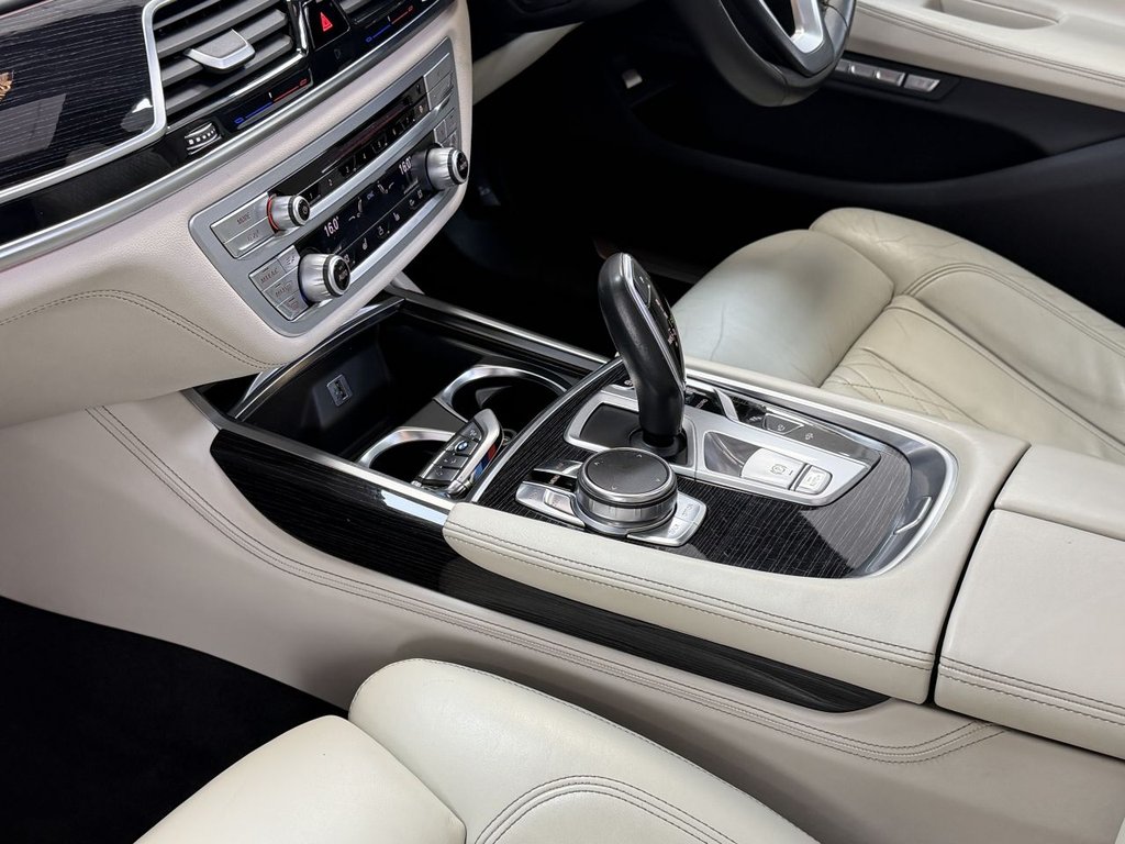 USED 2016 16 BMW 7 SERIES 3.0 730d M Sport Saloon 4dr Diesel Auto xDrive Euro 6 (s/s) (265 ps) 