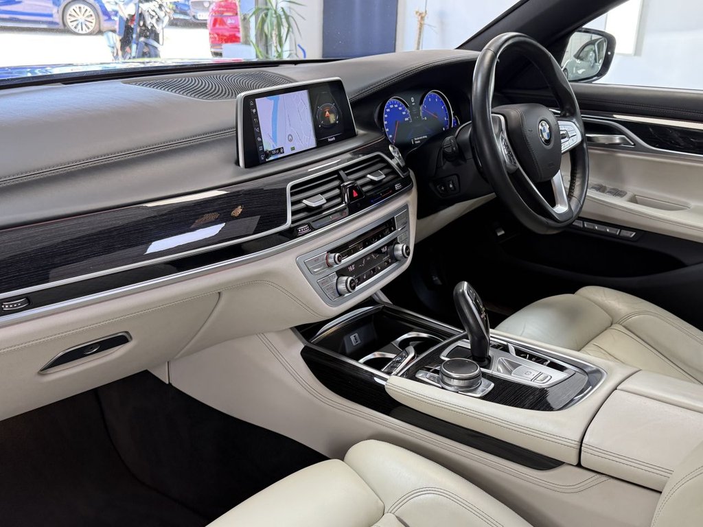 USED 2016 16 BMW 7 SERIES 3.0 730d M Sport Saloon 4dr Diesel Auto xDrive Euro 6 (s/s) (265 ps) 