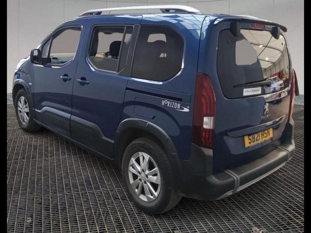 View our PEUGEOT RIFTER