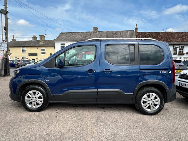 View our PEUGEOT RIFTER