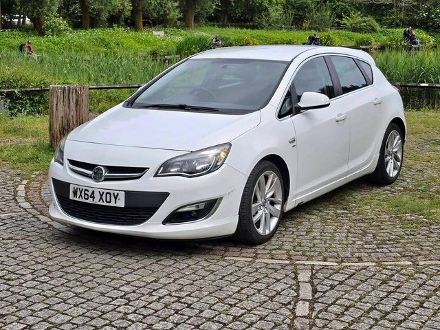 View our VAUXHALL ASTRA