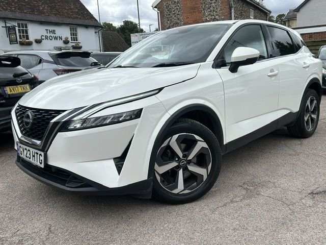 View our NISSAN QASHQAI