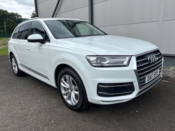 View our AUDI Q7
