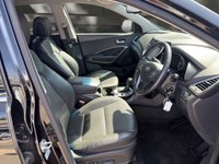 USED 2017 17 HYUNDAI SANTA FE 2.2 CRDi Blue Drive Premium SUV 5dr Diesel Auto 4WD Euro 6 (s/s) (7 Seat) (200 ps) &pound;200 TO SECURE - DELIVERY AVAILABLE
