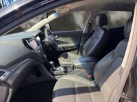 USED 2017 17 HYUNDAI SANTA FE 2.2 CRDi Blue Drive Premium SUV 5dr Diesel Auto 4WD Euro 6 (s/s) (7 Seat) (200 ps) &pound;200 TO SECURE - DELIVERY AVAILABLE