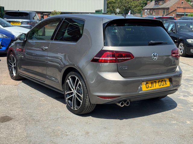 View our VOLKSWAGEN GOLF