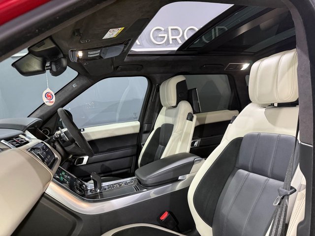 View our LAND ROVER RANGE ROVER SPORT