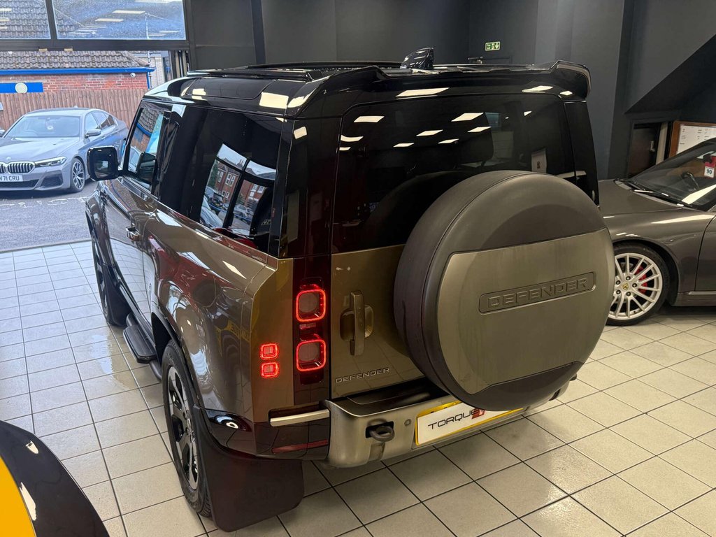 USED 2021 21 LAND ROVER DEFENDER 3.0 Defender X MHEV Auto 4WD 3dr FSH + PAN ROOF + 360 CAM