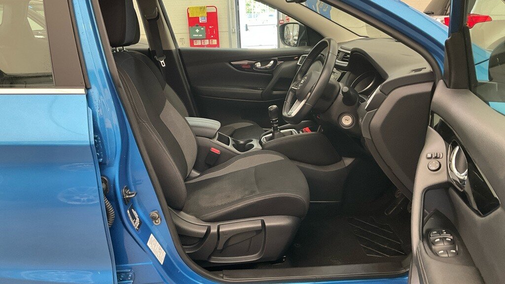 USED 2019 19 NISSAN QASHQAI 1.3 DIG-T Acenta Premium SUV 5dr Petrol Manual Euro 6 (s/s) (140 ps) 