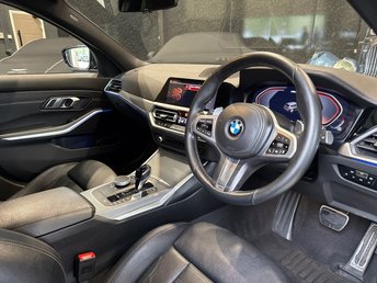 View our BMW 3 SERIES