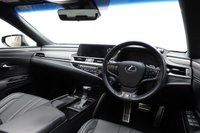USED 2020 20 LEXUS ES 2.5 300h F Sport Saloon 4dr Petrol Hybrid E-CVT Euro 6 (s/s) (218 ps) HISTORY+SUNROOF+HEATED SEATS
