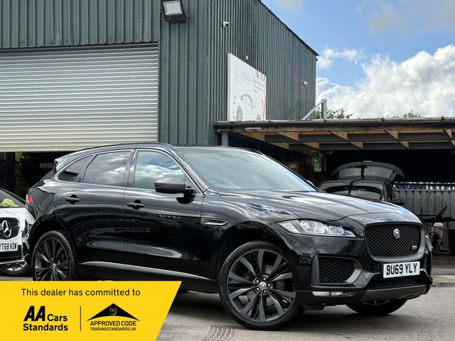 View our Jaguar F-Pace 2.0 P300 300 Sport SUV 5dr Petrol Auto AWD Euro 6 (s/s) (300 ps)