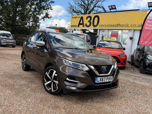 View our NISSAN QASHQAI