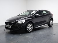 USED 2018 68 VOLVO V40 CROSS COUNTRY 1.5 T3 GPF Nav Plus Hatchback 5dr Petrol Auto Euro 6 (s/s) (152 ps) EXCELLENT HISTORY+SAT NAV