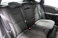 USED 2018 68 VOLVO V40 CROSS COUNTRY 1.5 T3 GPF Nav Plus Hatchback 5dr Petrol Auto Euro 6 (s/s) (152 ps) EXCELLENT HISTORY+SAT NAV