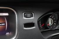 USED 2018 68 VOLVO V40 CROSS COUNTRY 1.5 T3 GPF Nav Plus Hatchback 5dr Petrol Auto Euro 6 (s/s) (152 ps) EXCELLENT HISTORY+SAT NAV