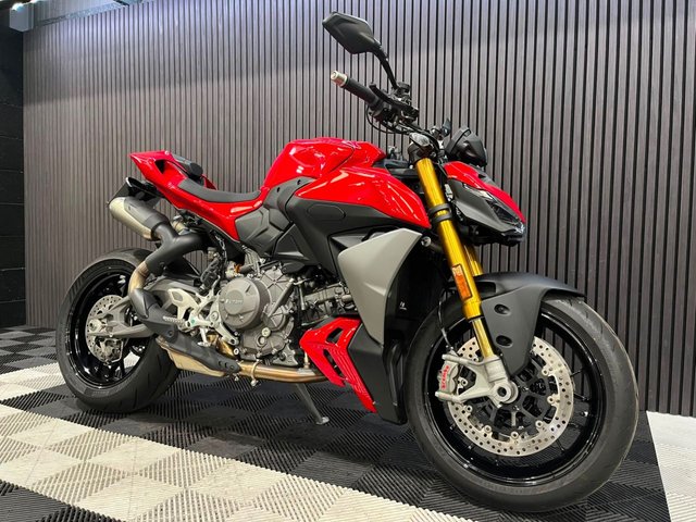 View our DUCATI 1198SP