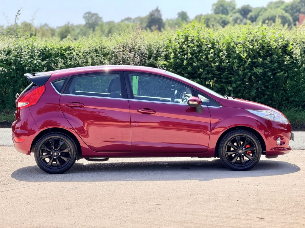 USED 2011 FORD FIESTA 1.4 Zetec Hatchback 5dr Petrol Manual (133 g/km, 94 bhp) 