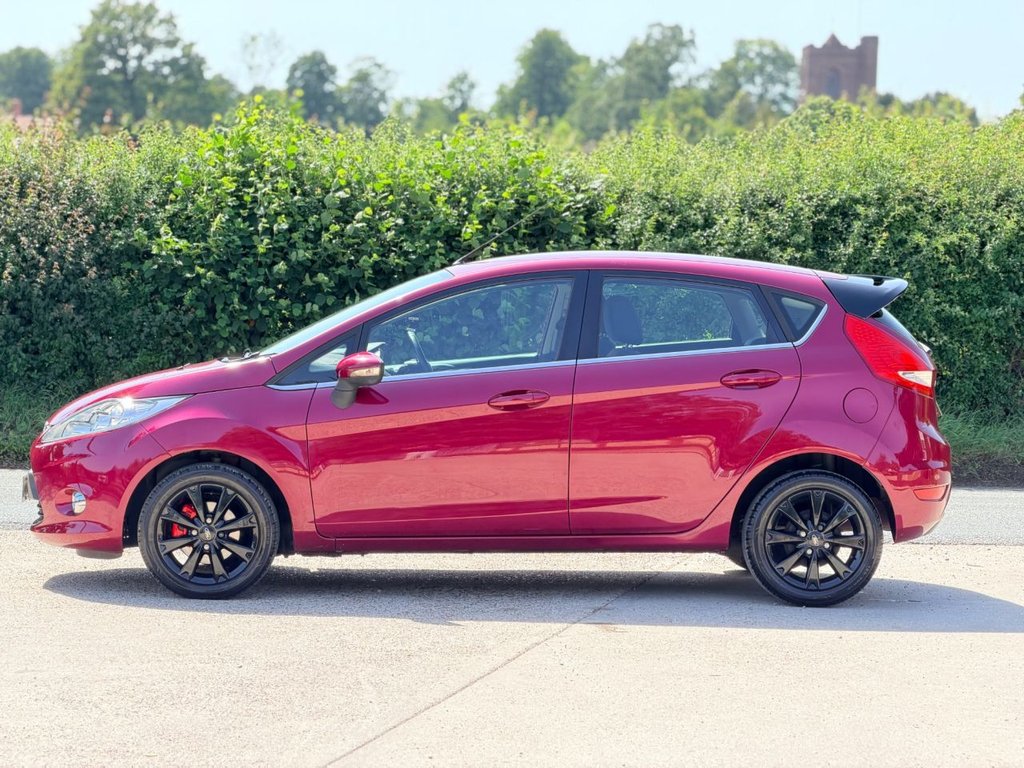 USED 2011 FORD FIESTA 1.4 Zetec Hatchback 5dr Petrol Manual (133 g/km, 94 bhp) 