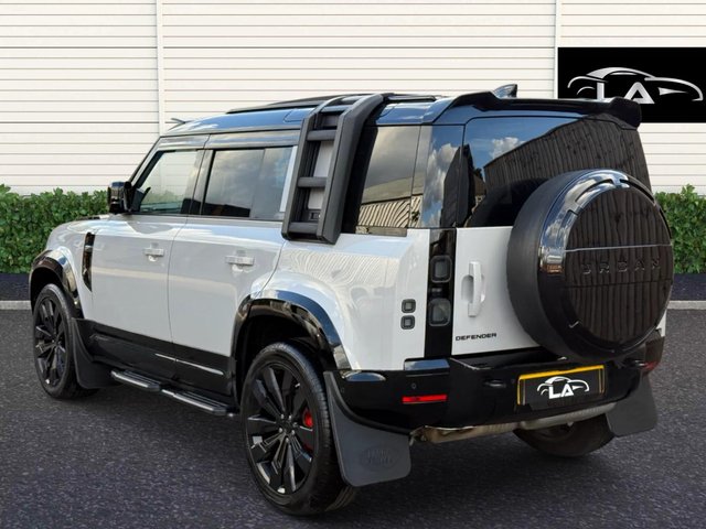 View our LAND ROVER DEFENDER 110