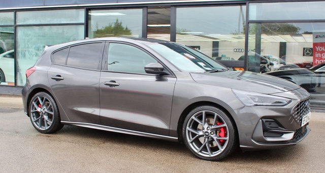 View our Ford Focus 2.3T EcoBoost ST Hatchback 5dr Petrol Manual Euro 6 (s/s) (280 ps)