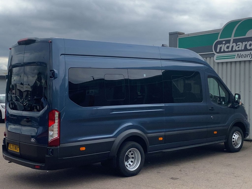 USED 2025 25 FORD TRANSIT 2.0 460 EcoBlue Limited Minibus Double Cab 5dr Diesel Manual RWD L4 H3 Euro 6 (s/s) (17 Seat, DRW) (165 ps) CARPLAY+SATNAV+CLIMATE+KEYLESS