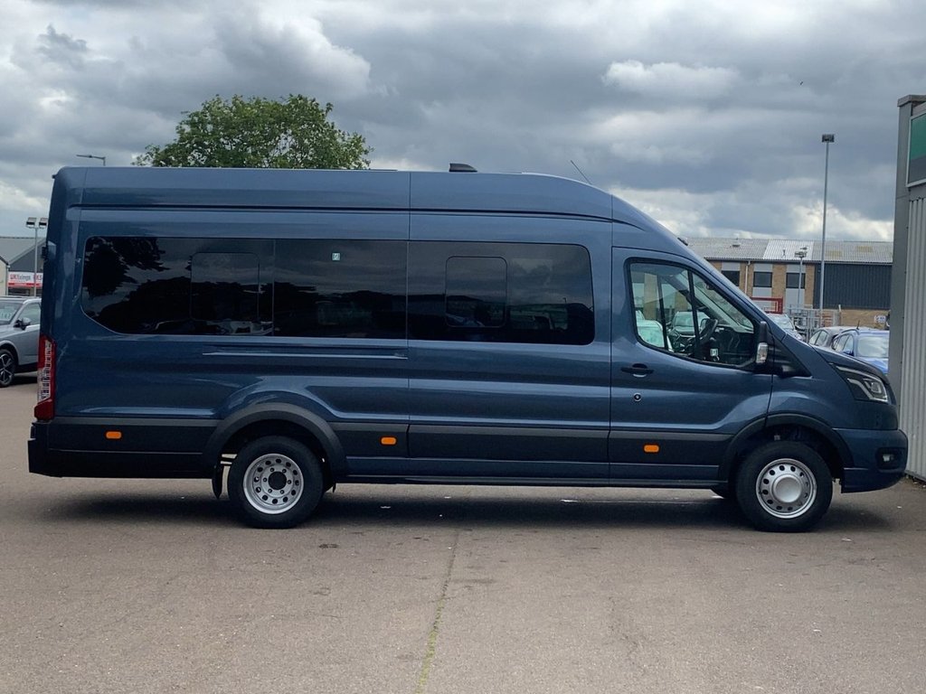 USED 2025 25 FORD TRANSIT 2.0 460 EcoBlue Limited Minibus Double Cab 5dr Diesel Manual RWD L4 H3 Euro 6 (s/s) (17 Seat, DRW) (165 ps) CARPLAY+SATNAV+CLIMATE+KEYLESS