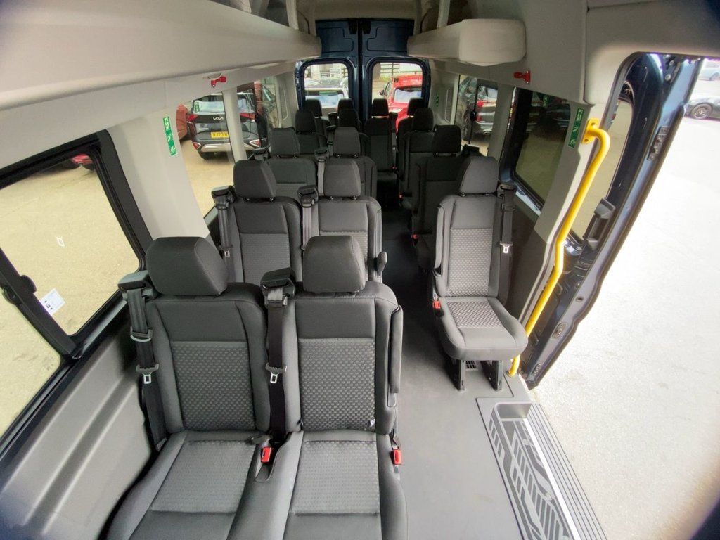 USED 2025 25 FORD TRANSIT 2.0 460 EcoBlue Limited Minibus Double Cab 5dr Diesel Manual RWD L4 H3 Euro 6 (s/s) (17 Seat, DRW) (165 ps) CARPLAY+SATNAV+CLIMATE+KEYLESS