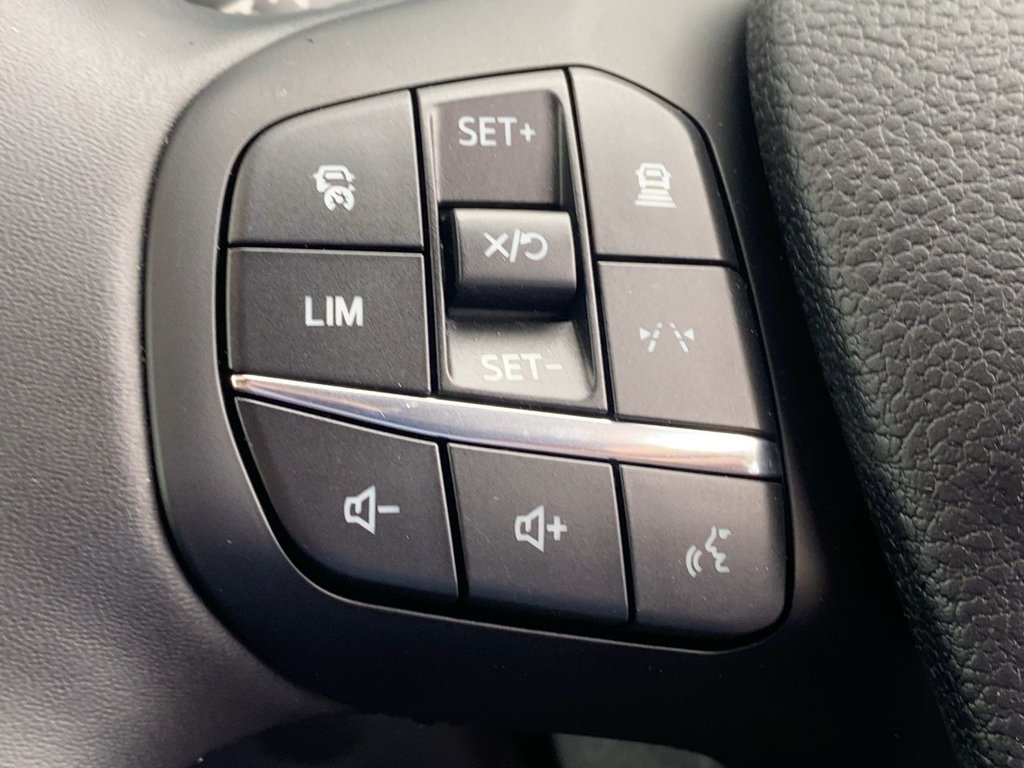USED 2025 25 FORD TRANSIT 2.0 460 EcoBlue Limited Minibus Double Cab 5dr Diesel Manual RWD L4 H3 Euro 6 (s/s) (17 Seat, DRW) (165 ps) CARPLAY+SATNAV+CLIMATE+KEYLESS