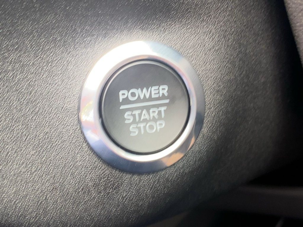 USED 2025 25 FORD TRANSIT 2.0 460 EcoBlue Limited Minibus Double Cab 5dr Diesel Manual RWD L4 H3 Euro 6 (s/s) (17 Seat, DRW) (165 ps) CARPLAY+SATNAV+CLIMATE+KEYLESS