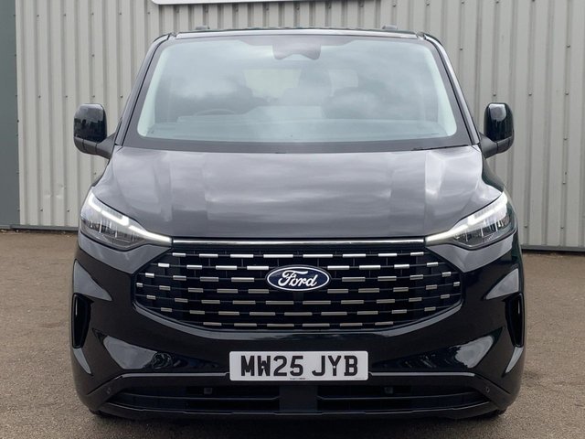 View our FORD TOURNEO CUSTOM