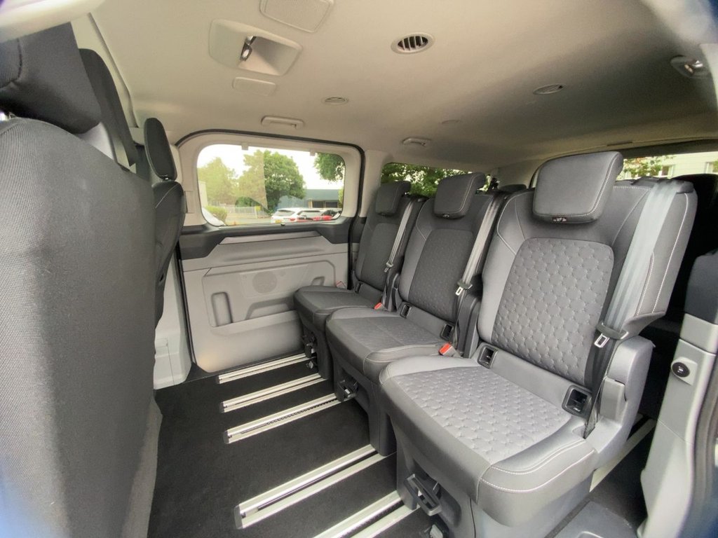 USED 2025 25 FORD TOURNEO CUSTOM 2.0 320 EcoBlue Titanium Minibus Double Cab 5dr Diesel Auto L2 Euro 6 (s/s) (170 ps) CARPLAY+SATNAV+KEYLESS+CLIMATE