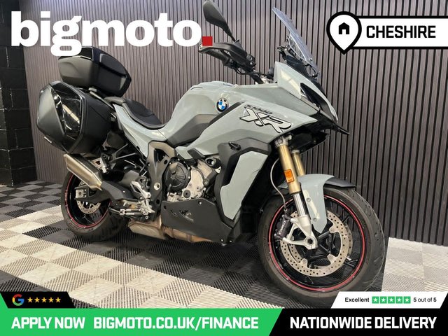 View our BMW S 1000 XR