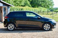 USED 2017 17 HYUNDAI I20 1.0 T-GDi Premium Nav Hatchback 5dr Petrol Manual Euro 6 (s/s) (100 ps) 2 OWNERS, NEW MOT, 8 SERVICES! SAT NAV, R/CAMERA, DAB, BLUETOOTH!