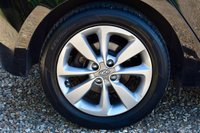 USED 2017 17 HYUNDAI I20 1.0 T-GDi Premium Nav Hatchback 5dr Petrol Manual Euro 6 (s/s) (100 ps) 2 OWNERS, NEW MOT, 8 SERVICES! SAT NAV, R/CAMERA, DAB, BLUETOOTH!