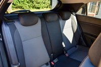 USED 2017 17 HYUNDAI I20 1.0 T-GDi Premium Nav Hatchback 5dr Petrol Manual Euro 6 (s/s) (100 ps) 2 OWNERS, NEW MOT, 8 SERVICES! SAT NAV, R/CAMERA, DAB, BLUETOOTH!