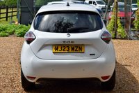 USED 2023 23 RENAULT ZOE R135 EV50 52kWh Iconic Hatchback 5dr Electric Auto (Boost Charge) (134 bhp) 1 OWNER, FRSH + HEALTH CHECK! NAV, CAMERA, CARPLAY, HEATED SEATS!