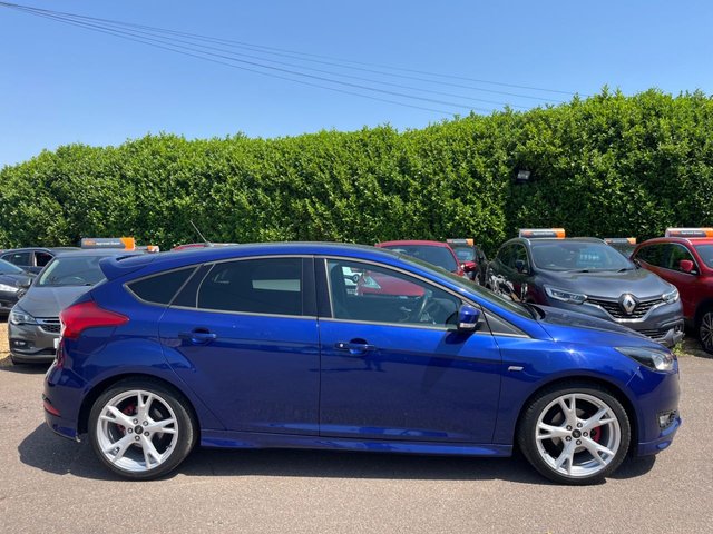 View our FORD FOCUS