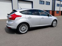 USED 2013 13 FORD FOCUS 1.6 TDCi Zetec Hatchback 5dr Diesel Manual Euro 5 (s/s) (115 ps) 10 SERVICE STAMOS - 12 MONTH MOT
