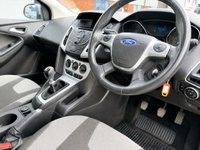 USED 2013 13 FORD FOCUS 1.6 TDCi Zetec Hatchback 5dr Diesel Manual Euro 5 (s/s) (115 ps) 10 SERVICE STAMOS - 12 MONTH MOT