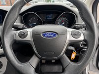 USED 2013 13 FORD FOCUS 1.6 TDCi Zetec Hatchback 5dr Diesel Manual Euro 5 (s/s) (115 ps) 10 SERVICE STAMOS - 12 MONTH MOT