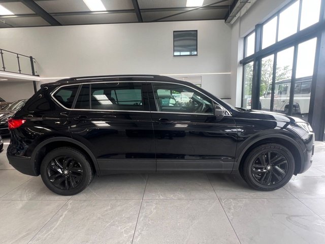 View our SEAT TARRACO