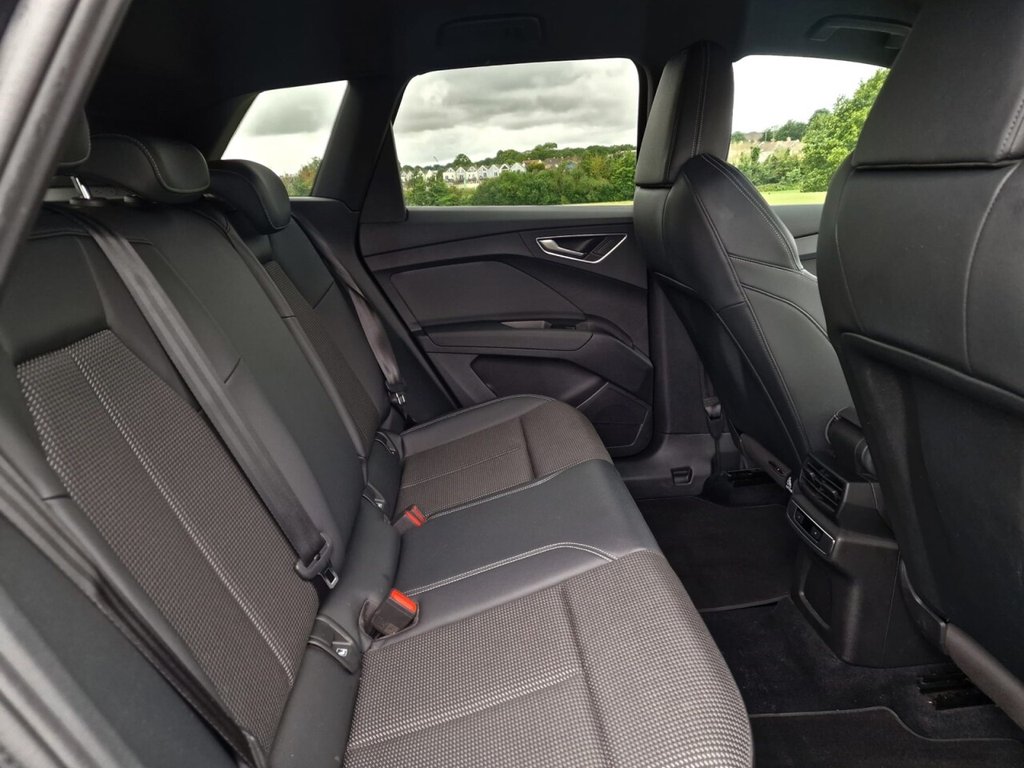 USED 2021 71 AUDI Q4 E-TRON 40 S line SUV 5dr Electric Auto 82kWh (204 ps) FINANCE AVAILABLE